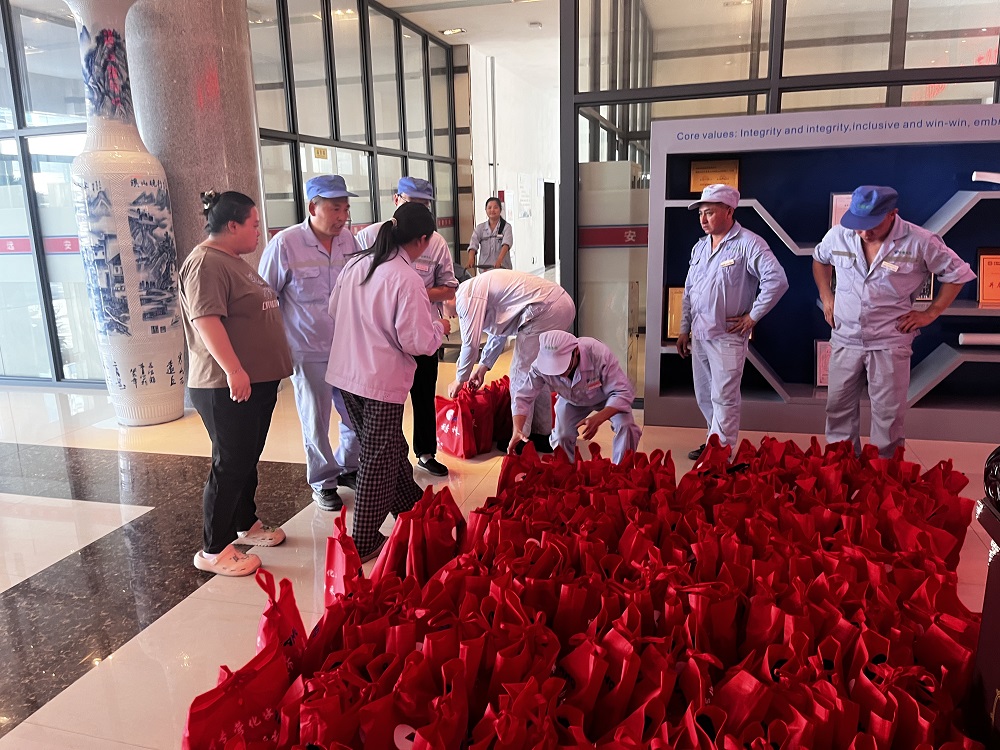 1754896266648472.jpg 2.jpg